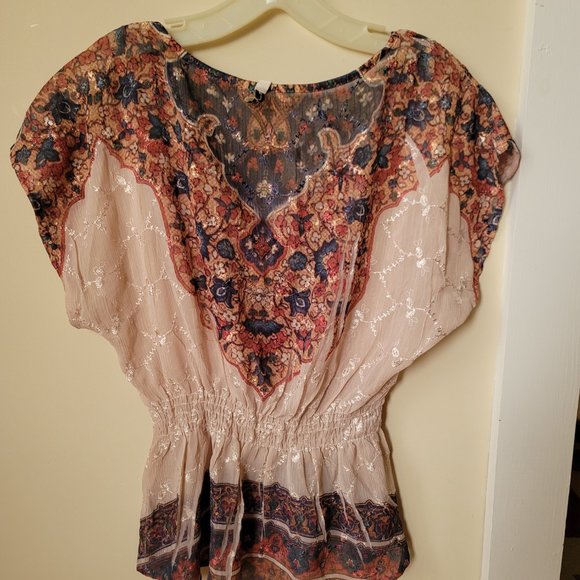 Top - Picture 2 of 3